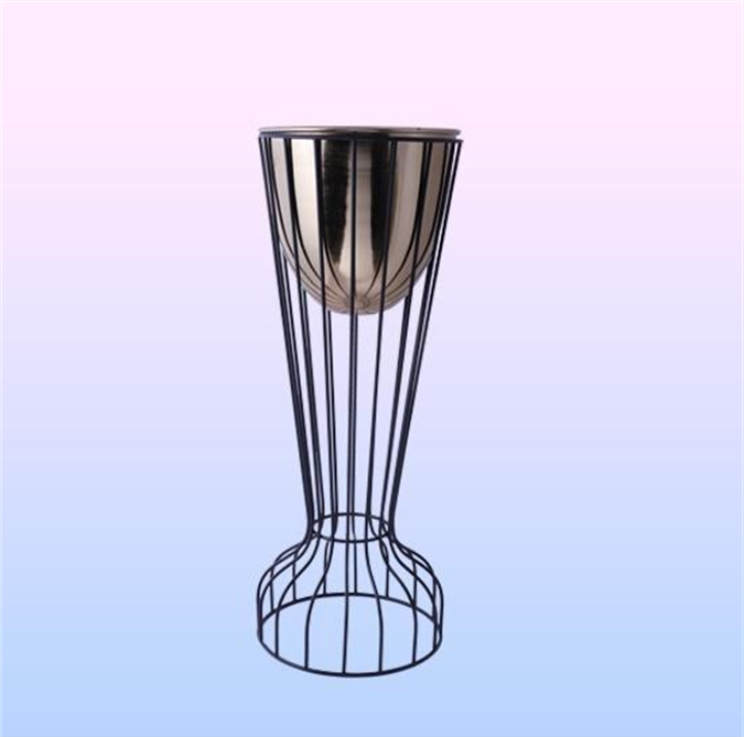 28711 -Metal planter